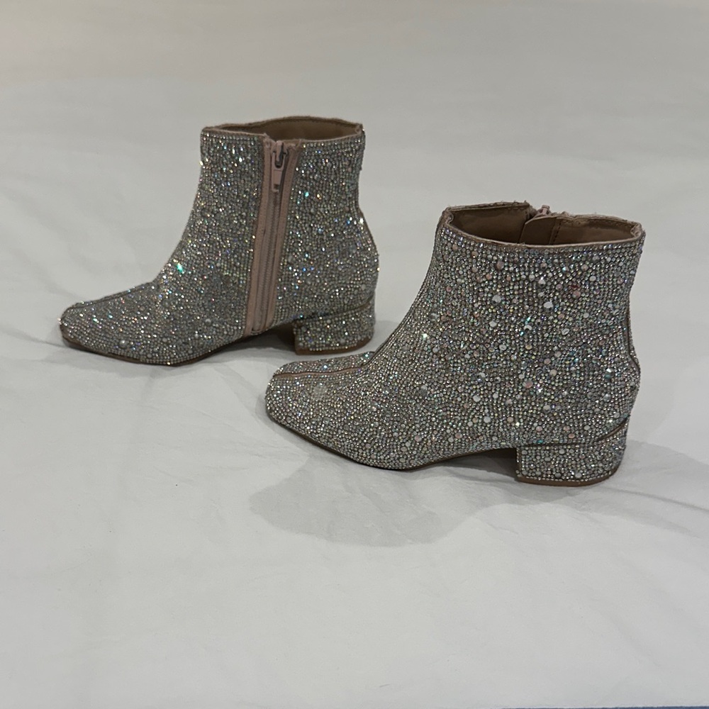 Betsy Johnson Kids Cady Sparkle Bootie